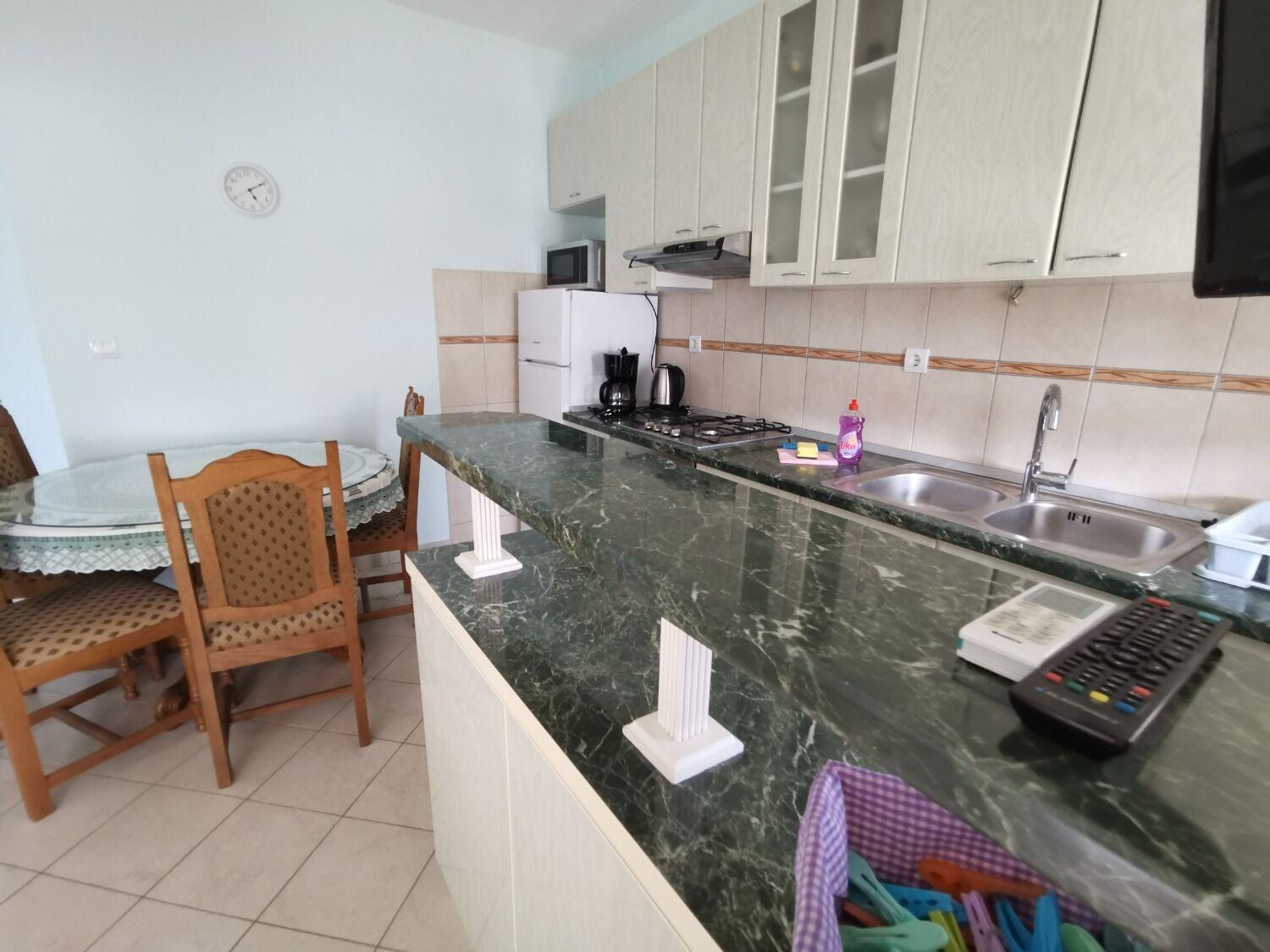 Apartments Srdan Vinišće Eksteriør bilde