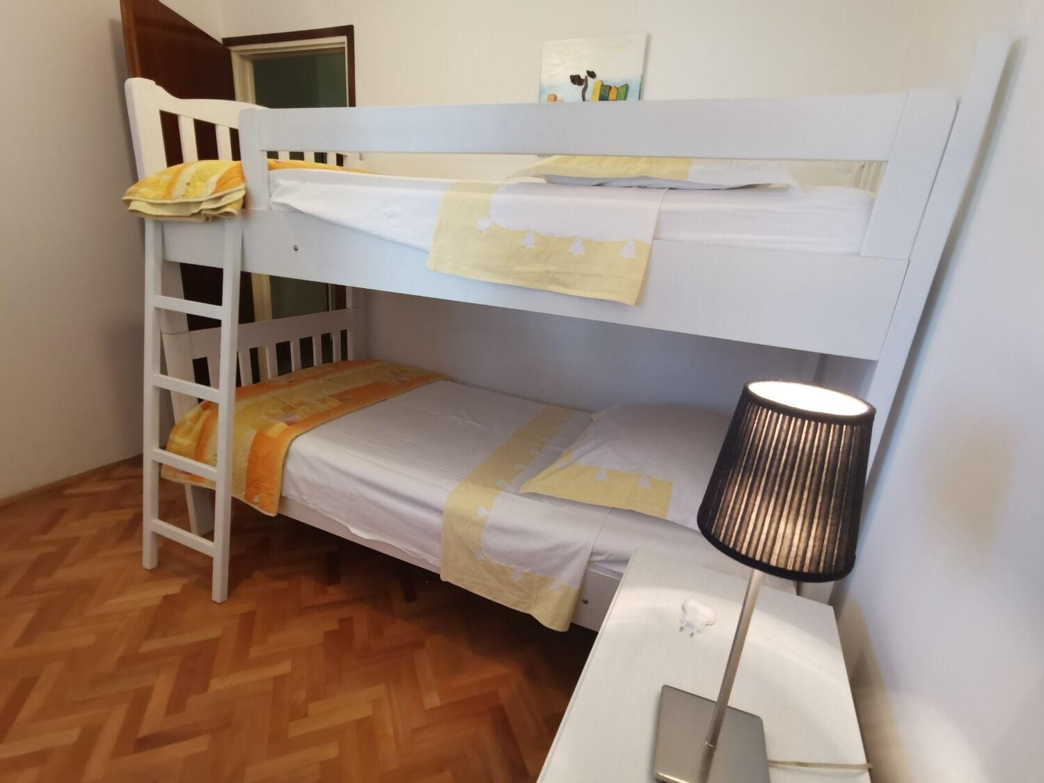 Apartments Srdan Vinišće Eksteriør bilde
