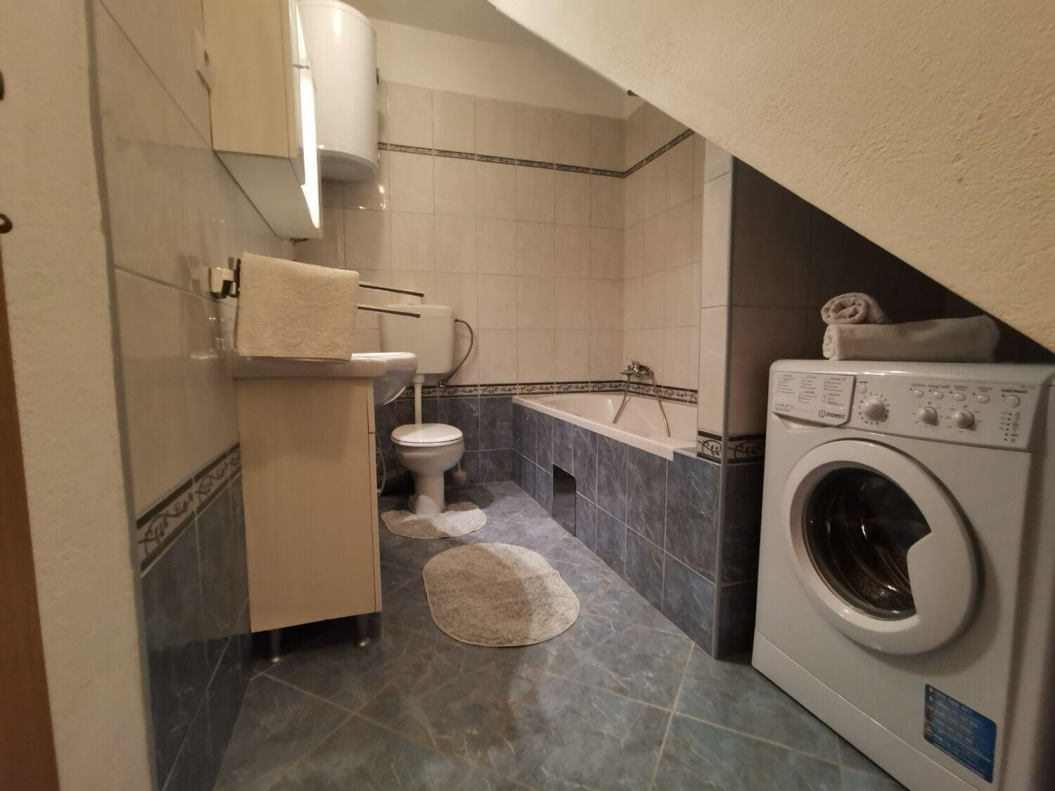 Apartments Srdan Vinišće Eksteriør bilde