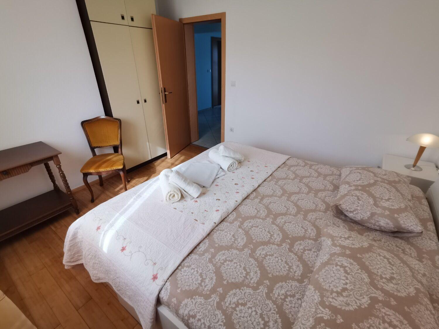 Apartments Srdan Vinišće Eksteriør bilde