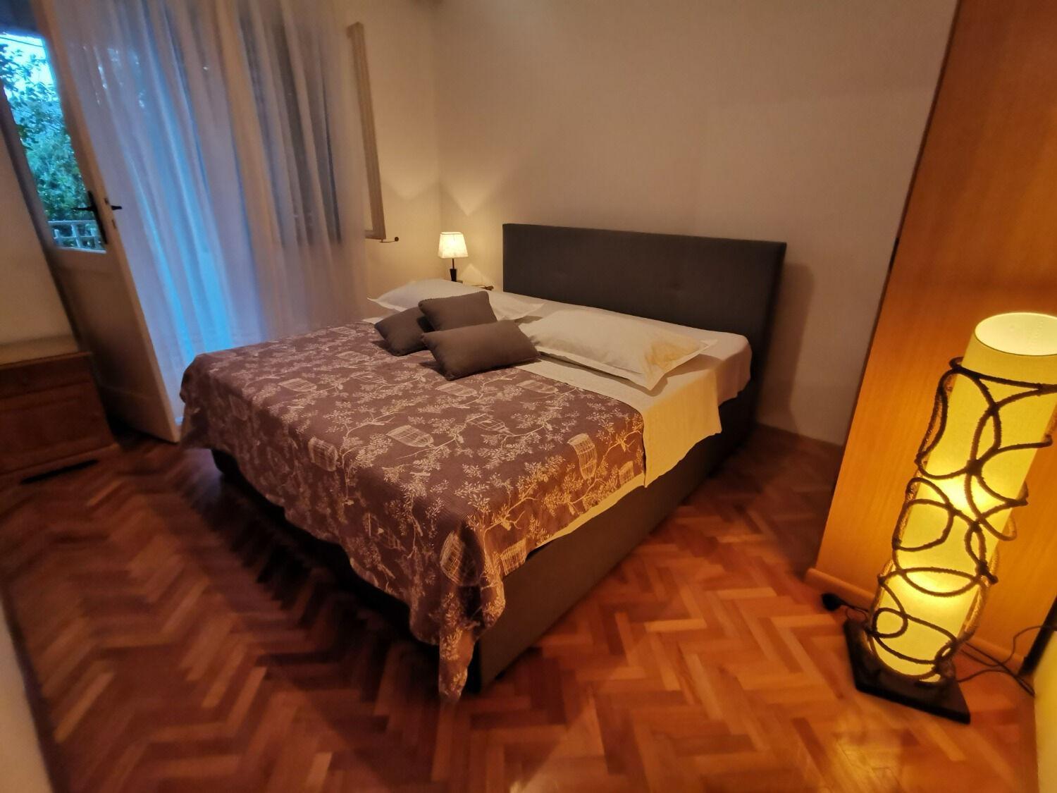 Apartments Srdan Vinišće Eksteriør bilde