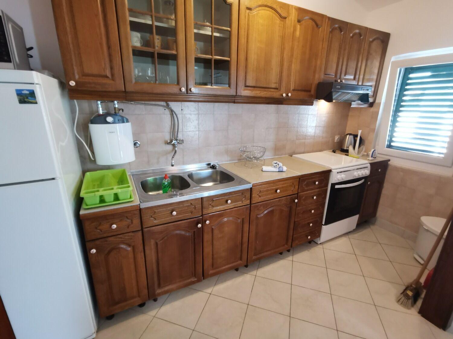Apartments Srdan Vinišće Eksteriør bilde